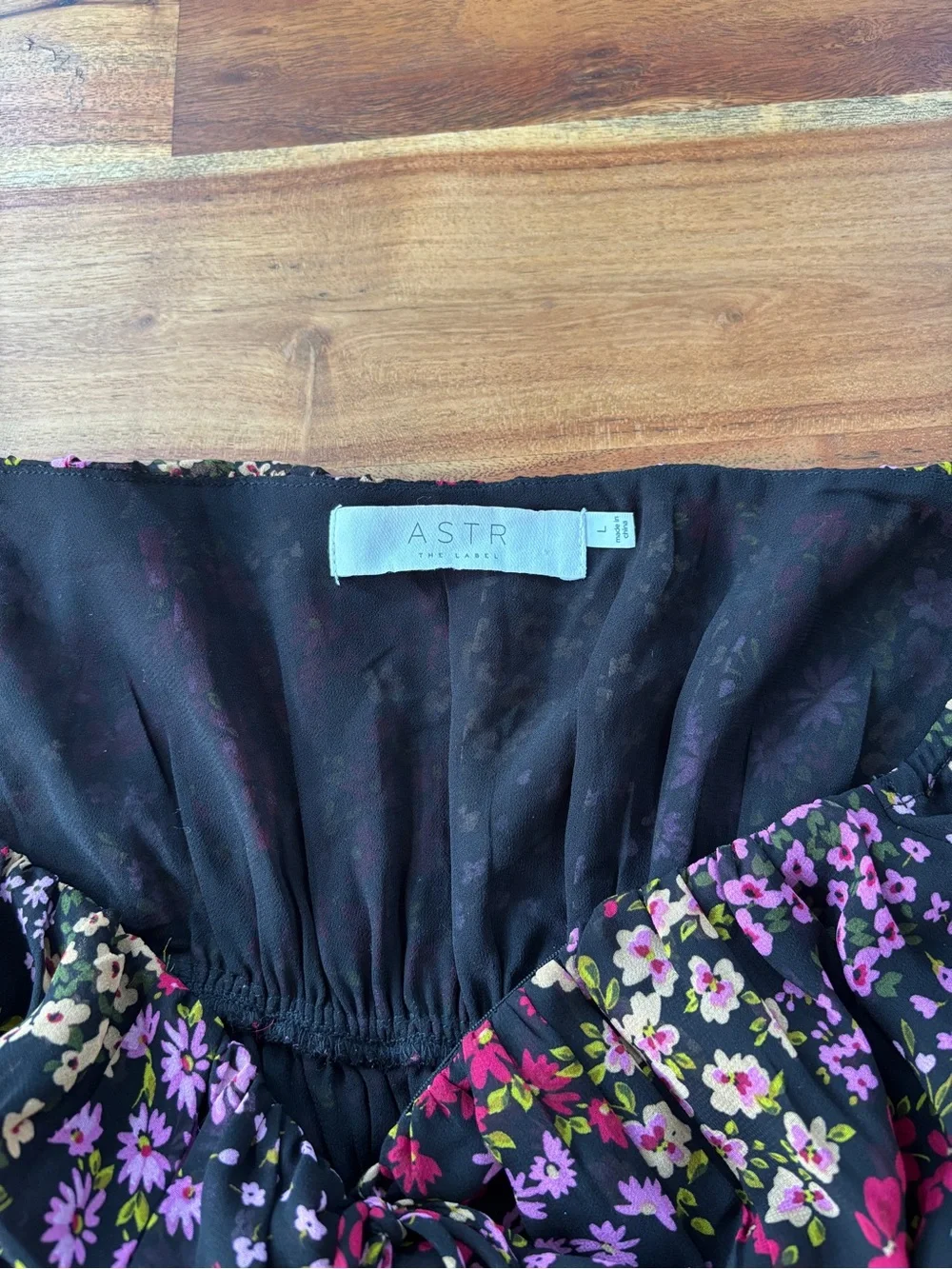 ASTR Black Floral Ruched Peplum Top - Size Large